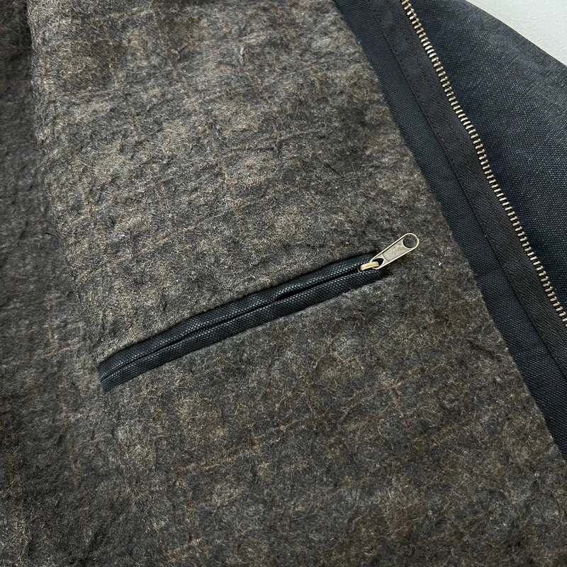 Carhartt J97 Detroit Jacket fabric detail