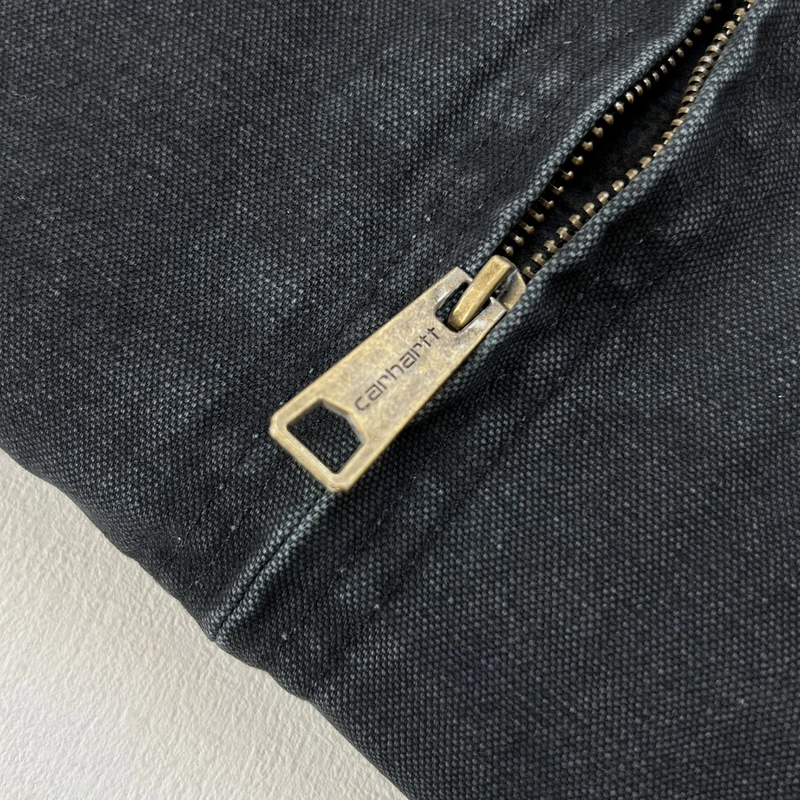 Carhartt J97 Detroit Jacket fabric detail